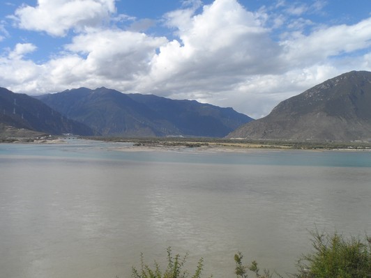 Sơn Nam và thung lũng Dược Vương dưới chân Himalaya