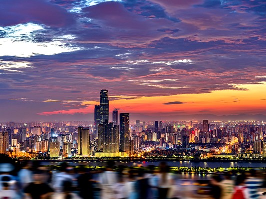 Trường Sa và núi Nhạc Lộc: ngọn núi thấp giữ cả một nền học