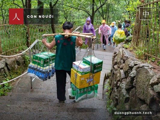 Người khuân vác Hoàng Sơn