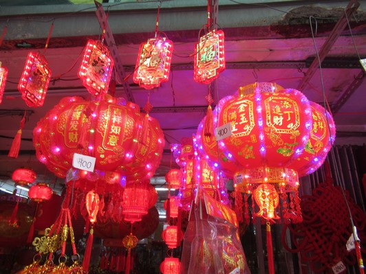 Màu đỏ, vàng son và những biểu tượng may mắn của người Trung Quốc