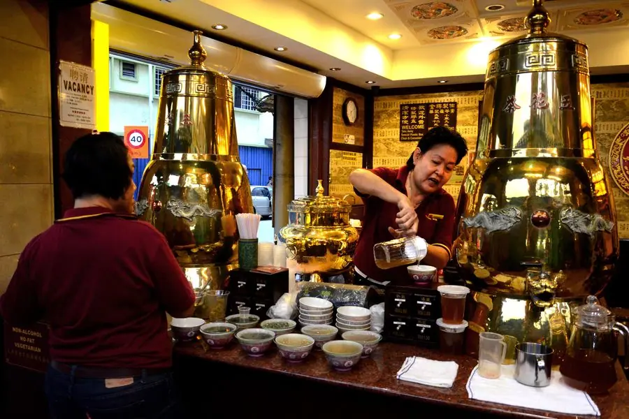 Trà nơi công cộng